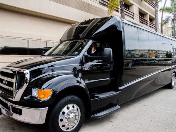 30 passenger mini coach calling dispatch